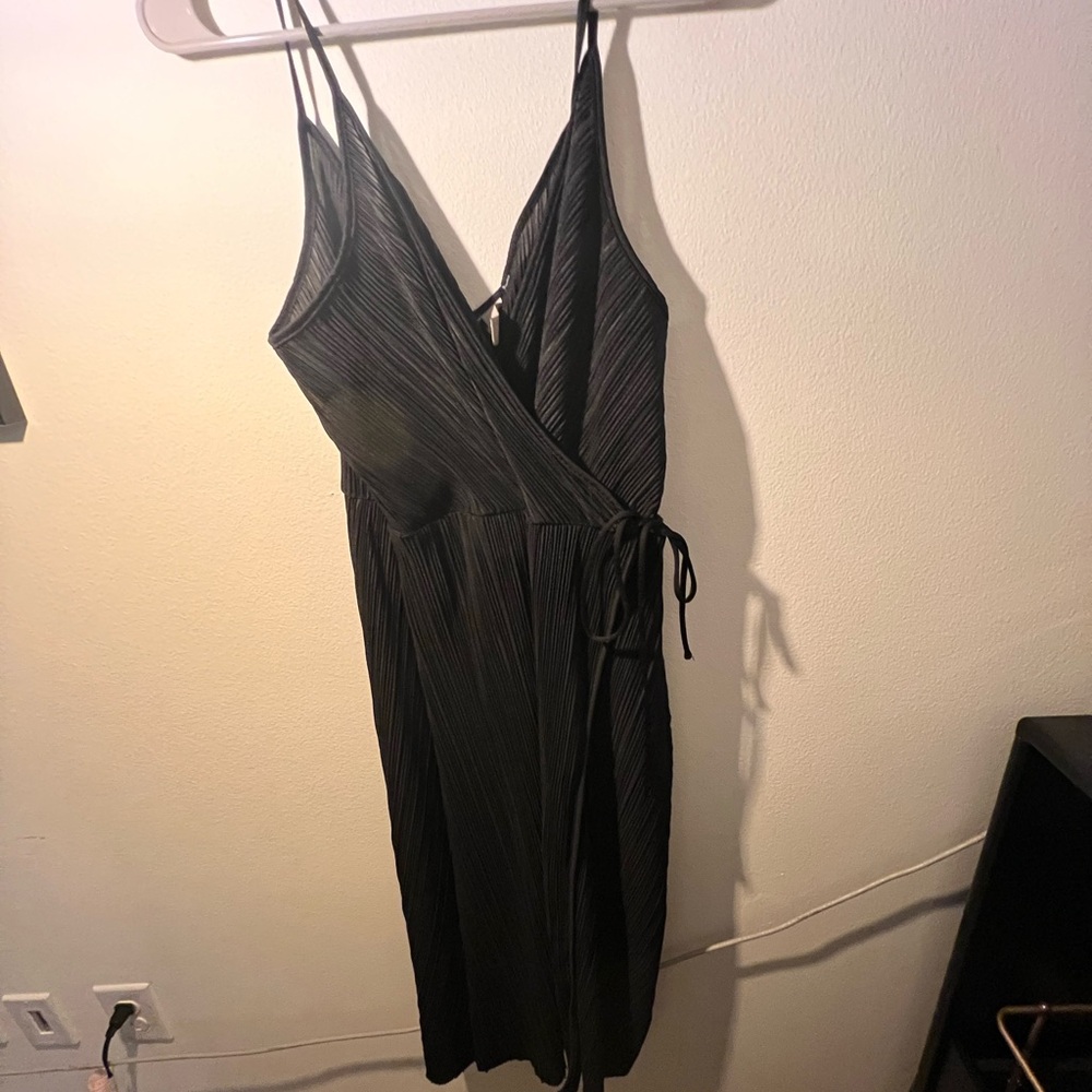 Urban Outfitters Black Pleated Maxi Dress